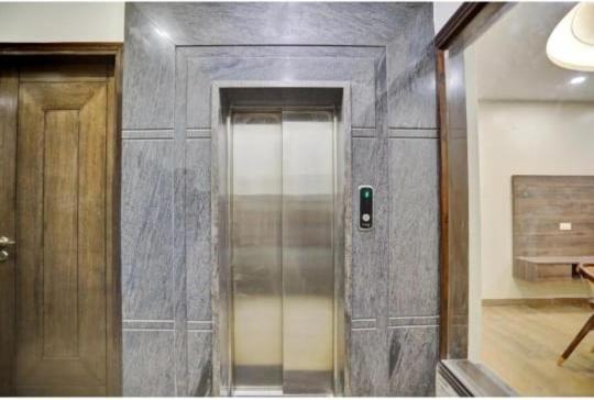 Vibe Hotel Νόιντα Εξωτερικό φωτογραφία